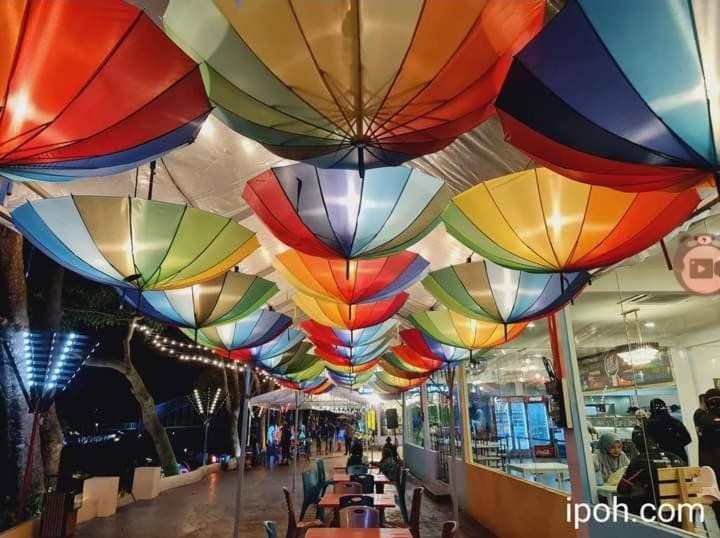 K. Riverfront Apartment Ipoh Buitenkant foto