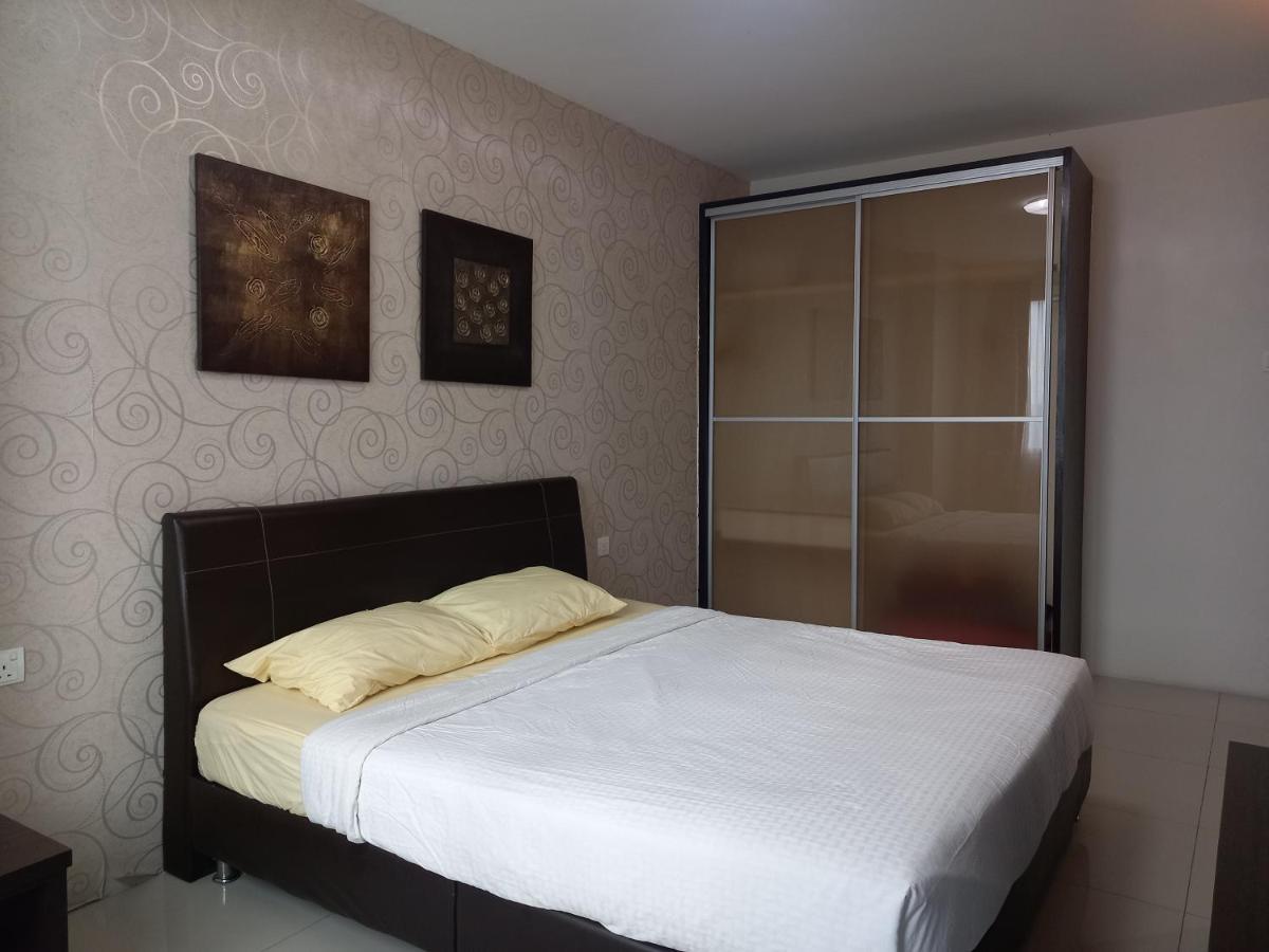 K. Riverfront Apartment Ipoh Kamer foto